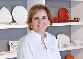 Simone Mayer: Offering Uniquely Trend-Forward Collections for Hospitality and Foodservice