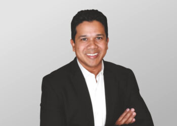 Raymond Lowe: Crafting a Legacy of Transformative Leadership in Information Technology